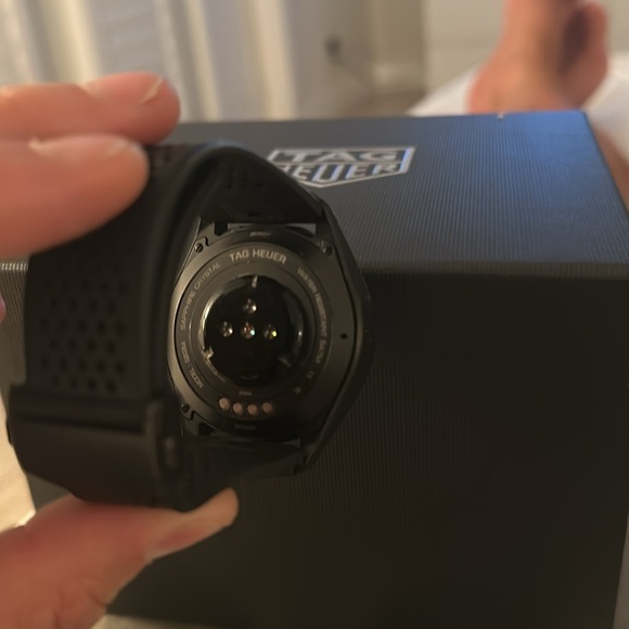 TAG HEUER CONNECTED
CALIBRE E3 45MM
45 mm, Titanium
SBG8A80.BT6221 - Picture 6 of 10